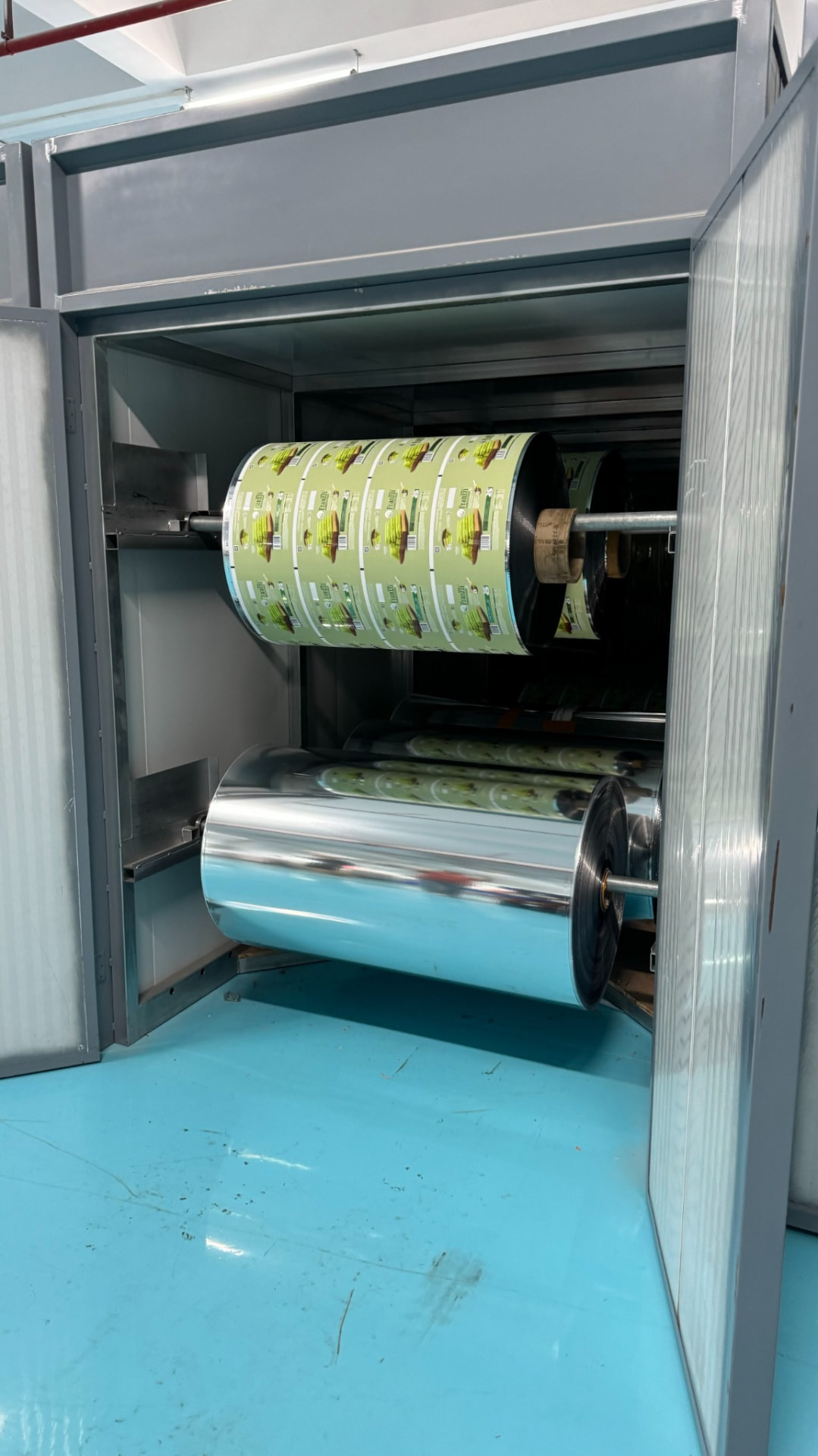 Printed rollstock in production.
