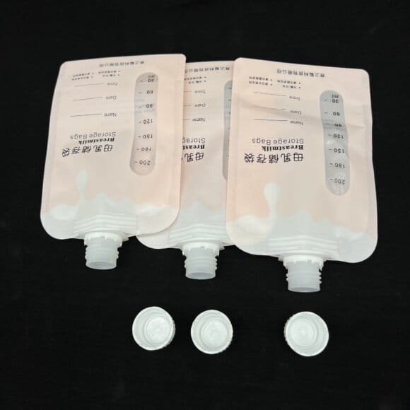 Custom BPA-Free Breast Milk Packaging Bag High Quality Doypack Breast Milk Cooler Storage Bag - Image 4