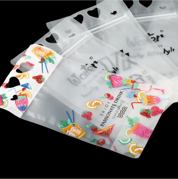 Custom Transparent Clear Frosted Handle Stand-up Bag | Leak Proof Plastic Pouches for Milk Tea Juice Liquid Drinks with Straw | Premium Beverage Packaging - Image 7